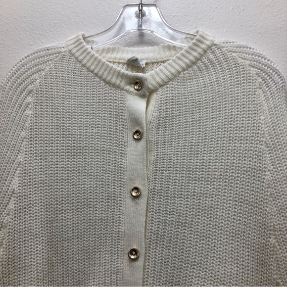 Growing Girls Girls' S ML Knitted Button Down Fringe Hem White Poncho Sweater - Picture 3 of 7